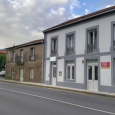 Cruces De Iria Hostel