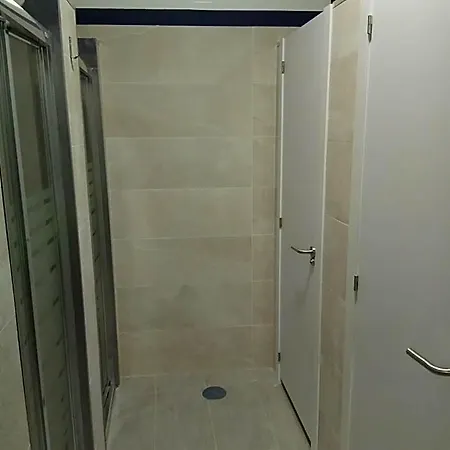Cruces De Iria Hostel