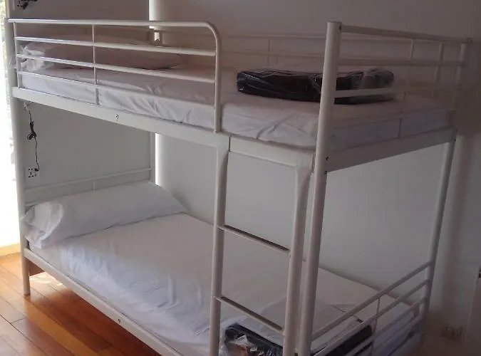 Hostal Cruces De Iria *